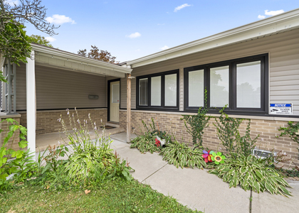 109 Landmeier Road - Photo 1