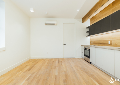 312 Devoe St - Photo 1