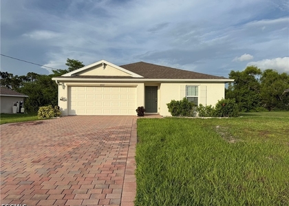 4409 Garden Boulevard - Photo 1
