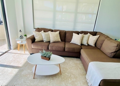 601 Seaview Court - Photo 1