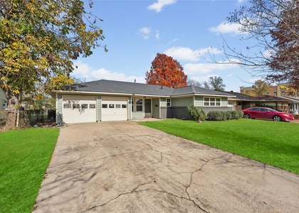 10355 Duncum Street - Photo 1