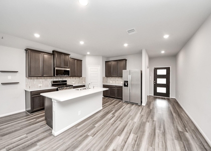 518 Ellwood Terrace Lane - Photo 1