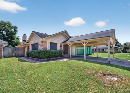 4632 Greenwood Drive - Photo 1