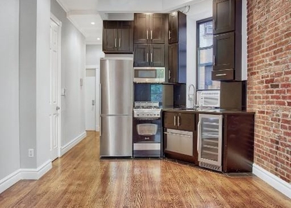246 Mott Street - Photo 1