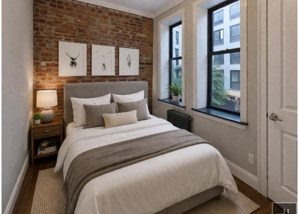 Avenue B - Photo 1