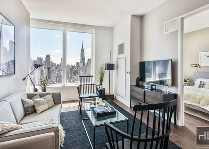 West 36 Street - Photo 1