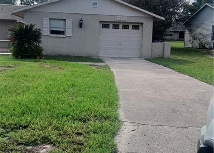 1374 Giles Avenue - Photo 1