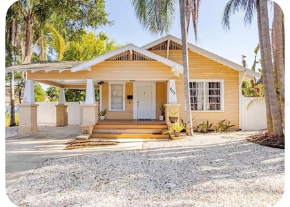405 E Adalee Street - Photo 1