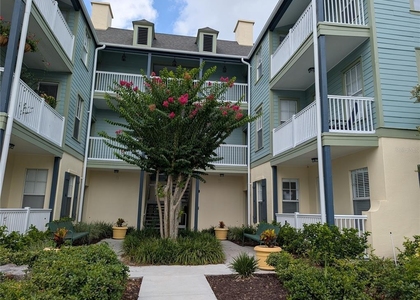 611 Campus Street - Photo 1