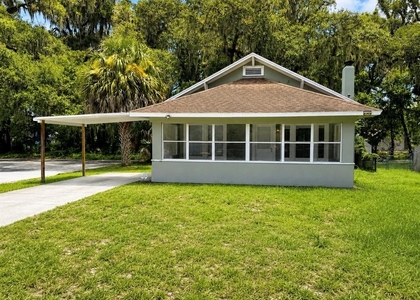 712 Mckenzie Street - Photo 1
