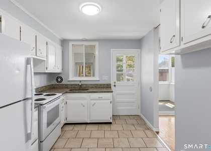 492 Fountain Street - Photo 1