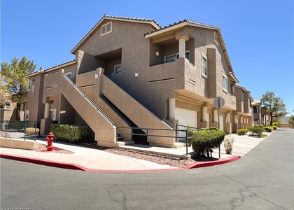 2100 Quarry Ridge Street - Photo 1