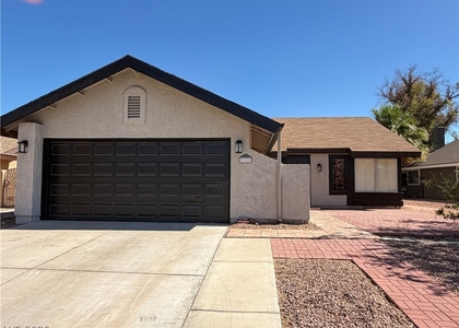 3121 N Floral Vista Avenue - Photo 1