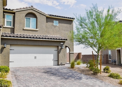 356 Rosefinch Street - Photo 1
