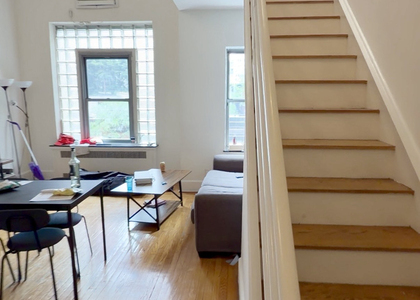113 East 31st Street - Photo 1