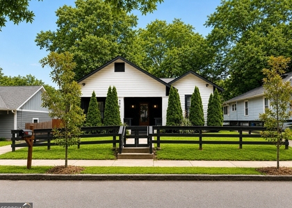 906 Westmont Road Sw - Photo 1