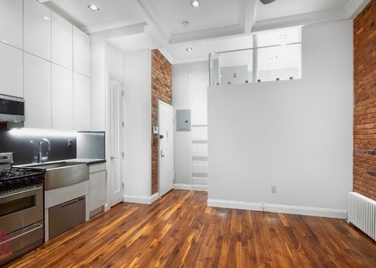 West 14 Street - Photo 1