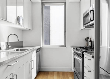 West 54th Street - Photo 1