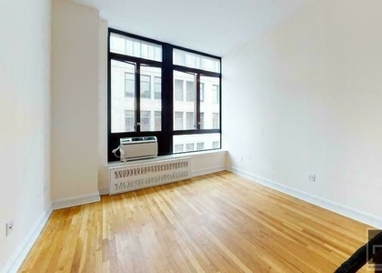 Astor Place - Photo 1