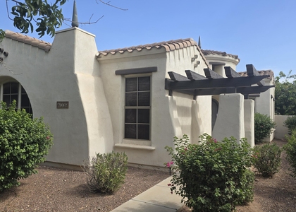 4039 N Park Street - Photo 1