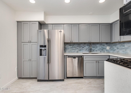 4950 N Miller Road - Photo 1