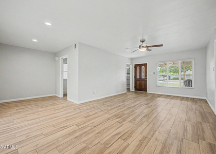 7801 N 17th Drive - Photo 1