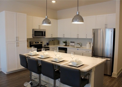 1902 Moser Avenue - Photo 1