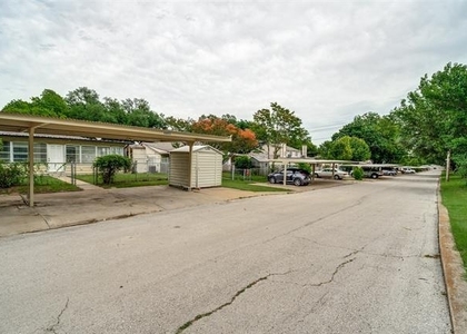 8805 N Normandale Street - Photo 1