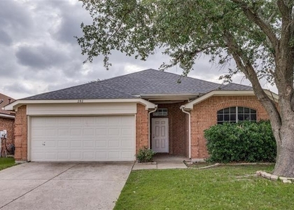 202 Trenton Drive - Photo 1