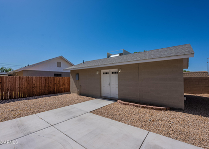 523 N Pasadena -- - Photo 1
