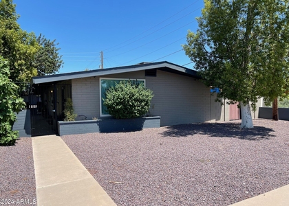 4601 N 12th Avenue - Photo 1