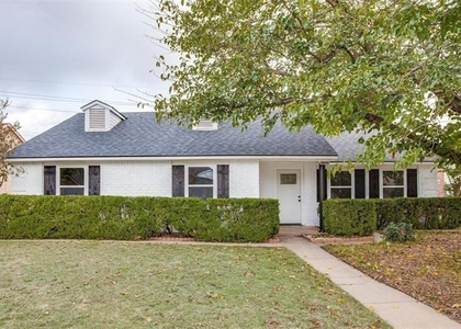 2605 Western Drive - Photo 1