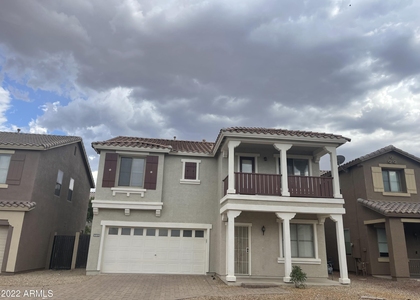 4489 E Del Rio Street - Photo 1