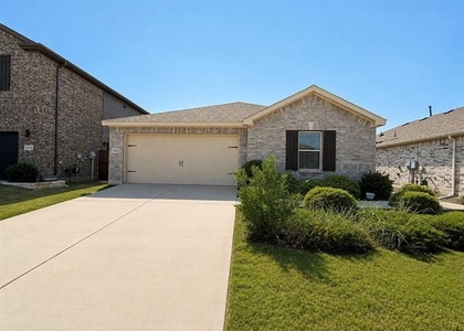 2605 Wesley Avenue - Photo 1