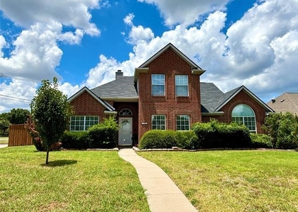 1805 Country Court - Photo 1