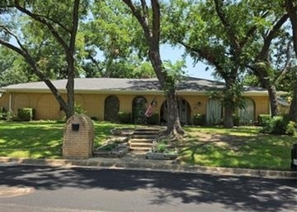 2517 Nantucket Drive - Photo 1