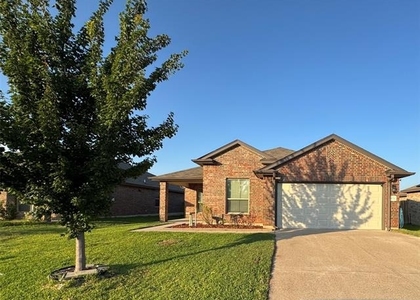 3020 Skinner Drive - Photo 1