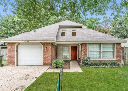 5624 Lordsburg Trail - Photo 1