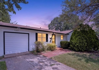909 Rosewood Hills Drive - Photo 1