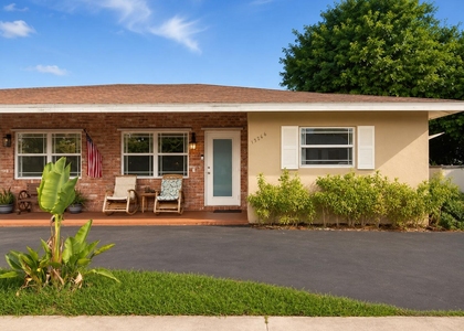 1366 Se 4th Avenue - Photo 1