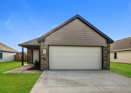 2001 Dogwood Drive - Photo 1