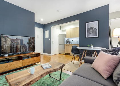 West 15th Street - Photo 1