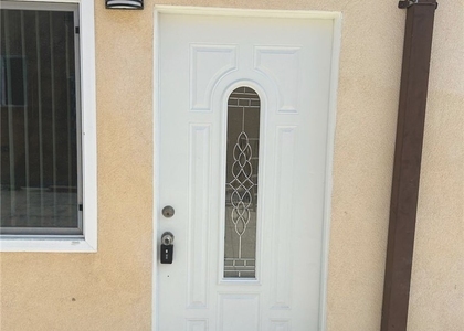 628 W 59th Place - Photo 1