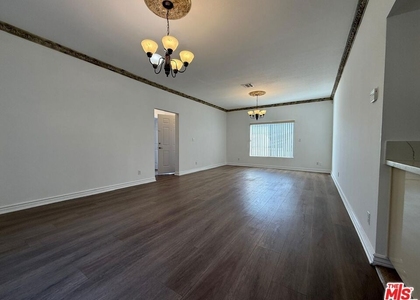 4306 Pennsylvania Avenue - Photo 1