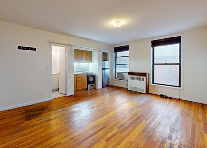East 45th Street - Photo 1