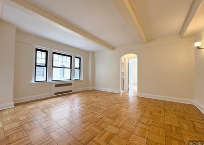 Christopher Street - Photo 1