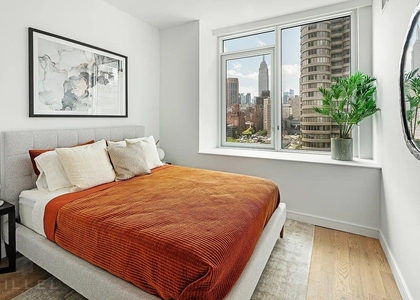1st Avenue - Photo 1