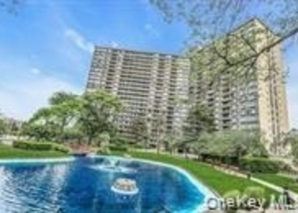 2 Bay Club Drive - Photo 1