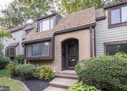 1502 Farsta Court - Photo 1
