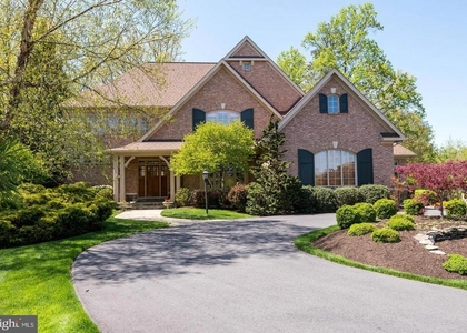 1550 Shelford Court - Photo 1